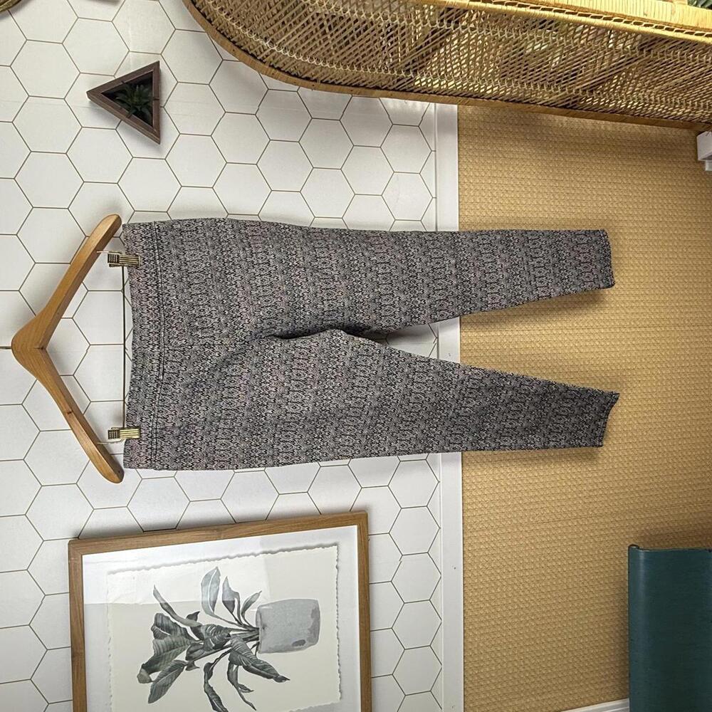 Free People Gray Geometric Patterned Leggings Pull-on Leggings - Size - Medium - Picture 3 of 7